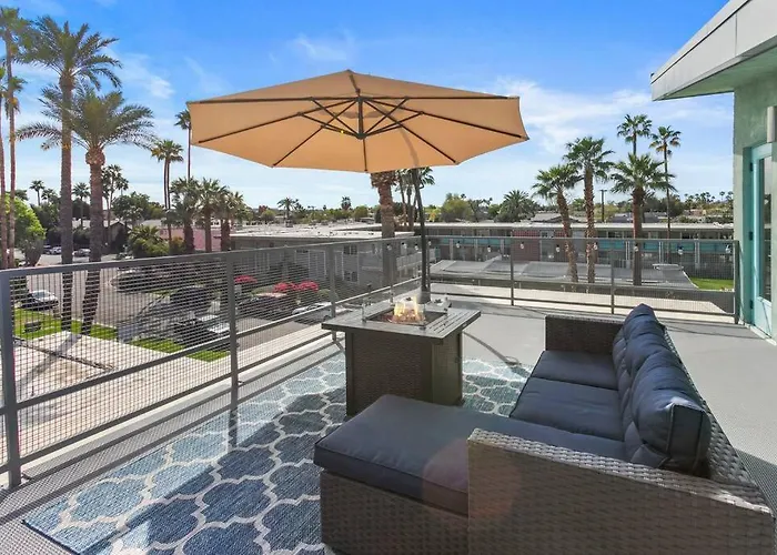 Funky Modern Micro - Walk To Ot Scottsdale